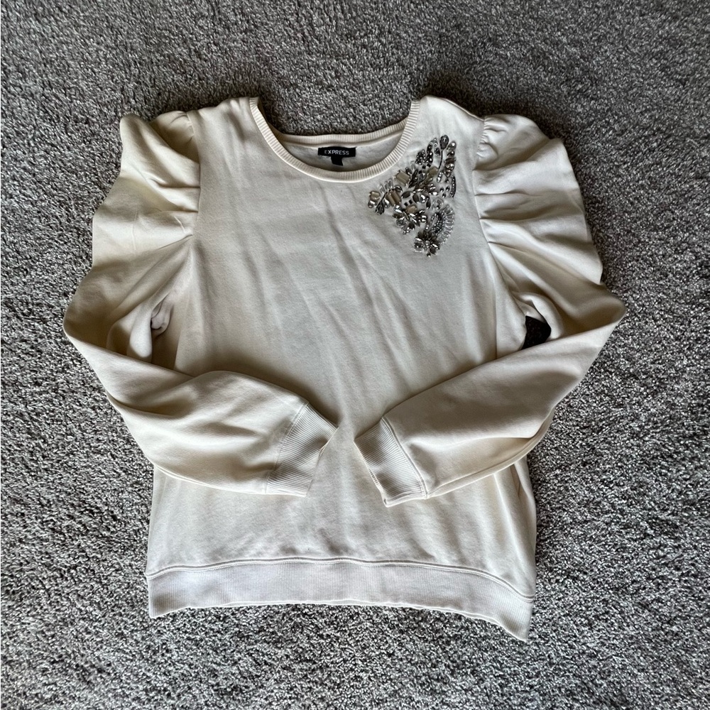 Express Sweater with Floral Embellishment💛